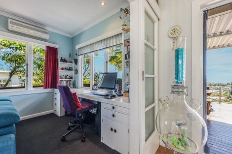 Photo of property in 4 Rangiora Terrace, Tahunanui, Nelson, 7011