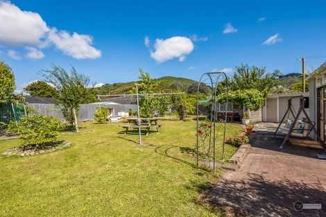 Photo of property in 98 Longfellow Street, Trentham, Upper Hutt, 5018