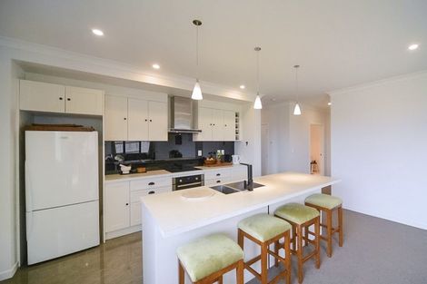 Photo of property in 20 Varsity Heights, Fitzherbert, Palmerston North, 4410