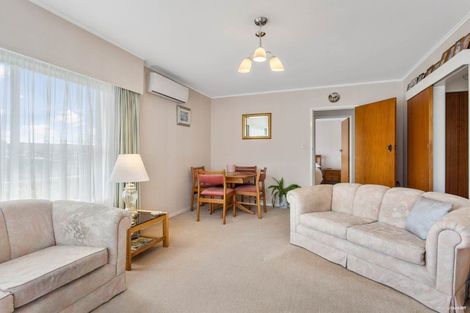 Photo of property in 1/17 Velma Road, Hillcrest, Auckland, 0627