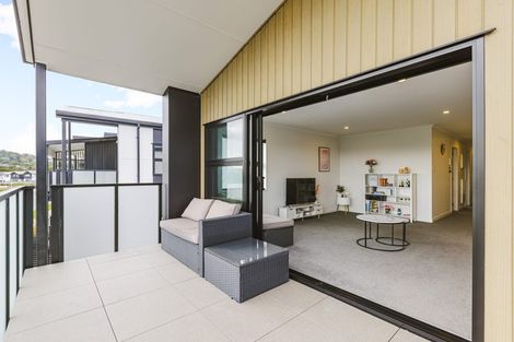Photo of property in 304/26 Shortfin Place, Flat Bush, Auckland, 2019