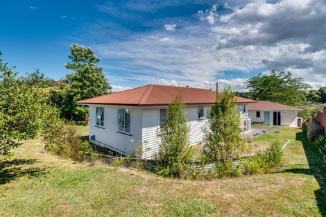 Photo of property in 3 Mcgreevy Street, Waipawa, 4210