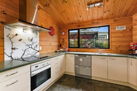 Photo of property in 83 Plateau Road, Te Marua, Upper Hutt, 5018