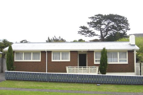 Photo of property in 26 Oranga Street, Marfell, New Plymouth, 4310