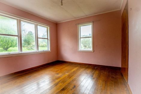 Photo of property in 32 Charles Street, Te Kamo, Whangarei, 0112