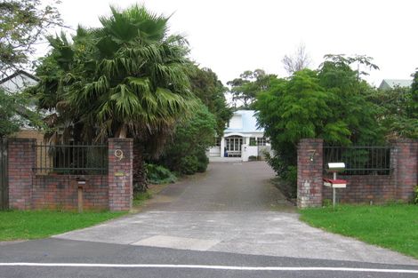 Photo of property in 9 Pakuranga Road, Pakuranga, Auckland, 2010