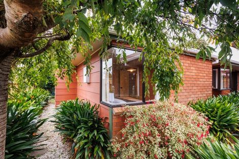 Photo of property in 27a Worcester Street, West End, Palmerston North, 4410