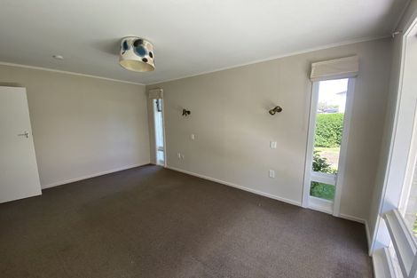 Photo of property in 11a Kitchener Square, Highfield, Timaru, 7910