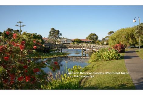 Photo of property in 8 Chalmers Close, Orewa, 0931