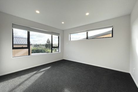 Photo of property in 44e Sylvan Crescent, Te Atatu South, Auckland, 0610