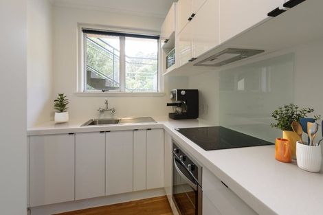 Photo of property in 146 Glenmore Street, Northland, Wellington, 6012