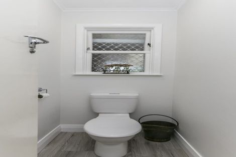 Photo of property in 11 Lincoln Avenue, Epuni, Lower Hutt, 5011