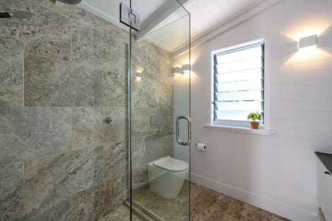 Photo of property in 31 Miro Road, Palm Beach, Waiheke Island, 1081