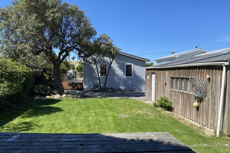 Photo of property in 265 Marine Parade, New Brighton, Christchurch, 8061