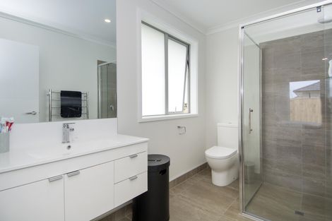 Photo of property in 61 Harding Drive, Papamoa Beach, Papamoa, 3118