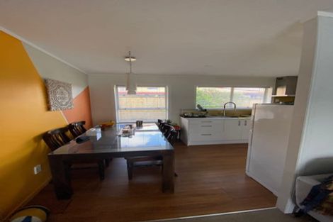 Photo of property in 2/69 Rangitoto Road, Papatoetoe, Auckland, 2025