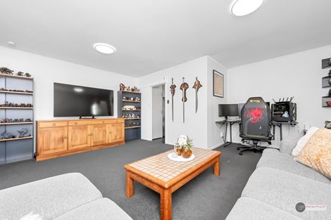 Photo of property in 58 Wai-iti Crescent, Woburn, Lower Hutt, 5010