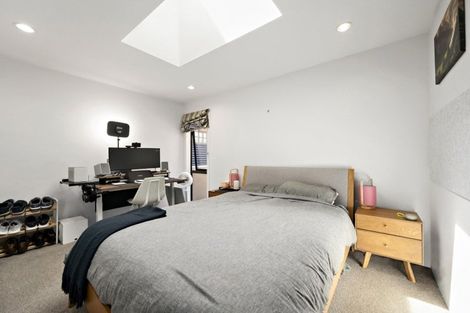 Photo of property in 191 Marine Parade, Seatoun, Wellington, 6022