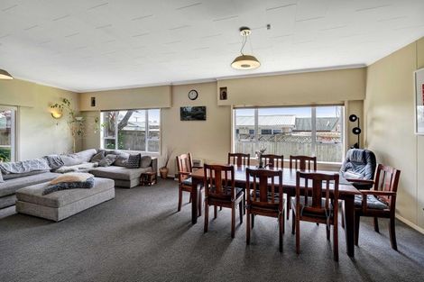 Photo of property in 3 Surrey Street, Stratford, 4332