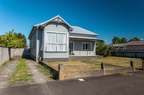 Photo of property in 44 Gordon Street, Dannevirke, 4930