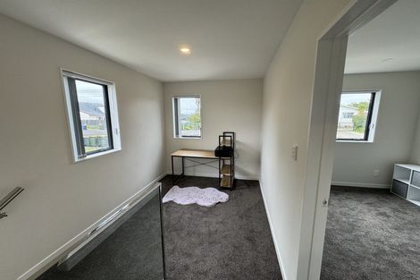 Photo of property in 309 Don Buck Road, Massey, Auckland, 0614