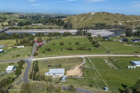 Photo of property in 87 River Road, Otane, Waipawa, 4271