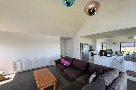 Photo of property in 16 Lemonwood Way, Woodridge, Wellington, 6037