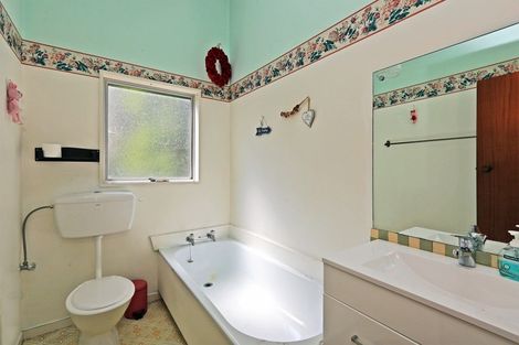 Photo of property in 20 Priestley Road, Bluff Hill, Napier, 4110