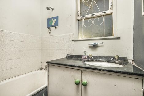 Photo of property in 9 Solo Place, Manurewa, Auckland, 2102