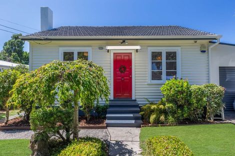 Photo of property in 64 Gloucester Road, Manurewa, Auckland, 2102