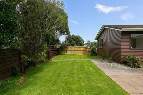 Photo of property in 61 Amapur Drive, Khandallah, Wellington, 6035