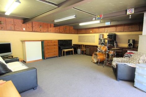 Photo of property in 11 Mitre Street, Gore, 9710