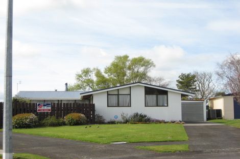 Photo of property in 5 Kohe Place, Inglewood, 4330