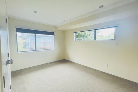 Photo of property in 1 Evelyn Road, Cockle Bay, Auckland, 2014