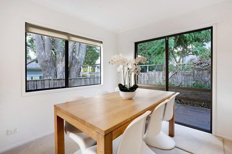 Photo of property in 1/4 Sylvan Park Avenue, Milford, Auckland, 0620