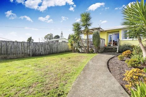 Photo of property in 22b Tomo Street, New Lynn, Auckland, 0600