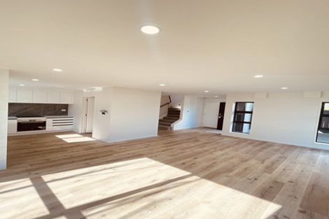 Photo of property in 2/2 Smiths Avenue, Papakura, 2110