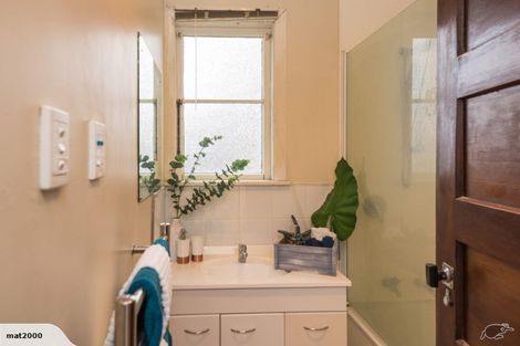 Photo of property in 176 Blenheim Road, Riccarton, Christchurch, 8041