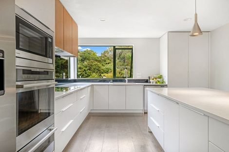 Photo of property in 1/62 Stapleford Crescent, Browns Bay, Auckland, 0630