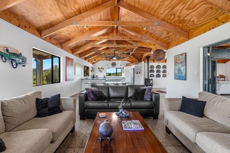 Photo of property in 575 Blue Rock Road, Ruakokoputuna, Martinborough, 5781