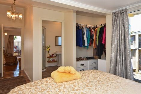 Photo of property in 108 Broadway, Carterton, 5713