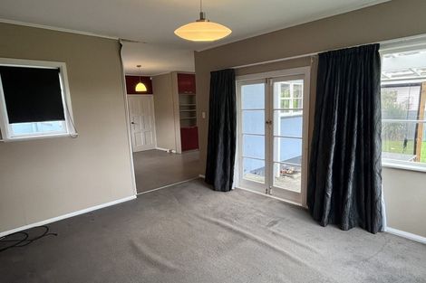 Photo of property in 72 Savage Crescent, West End, Palmerston North, 4412