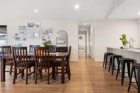 Photo of property in 27 Hebe Crescent, Papamoa Beach, Papamoa, 3118