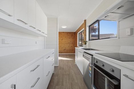 Photo of property in 13b Sunrise Avenue, Mount Maunganui, 3116