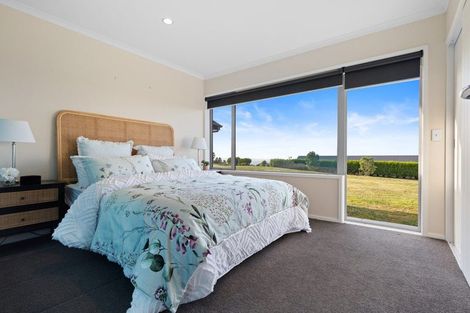 Photo of property in 108a Paparata Road, Bombay, 2675