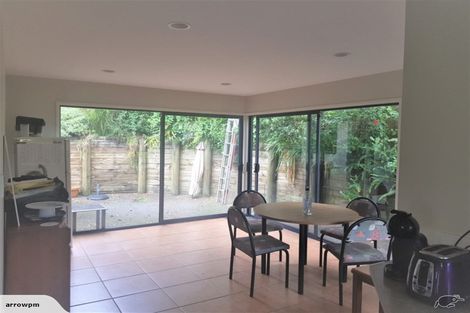 Photo of property in 31 Lorikeet Place, Unsworth Heights, Auckland, 0632