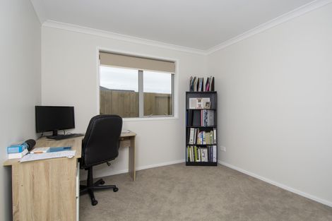 Photo of property in 61 Harding Drive, Papamoa Beach, Papamoa, 3118