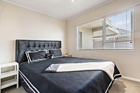 Photo of property in 2/37 Galvan Avenue, Sunnyhills, Auckland, 2010