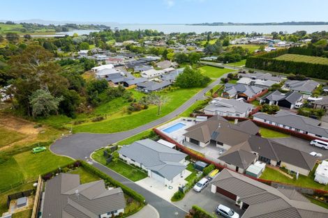 Photo of property in 9a Tui Glen, Omokoroa, 3114