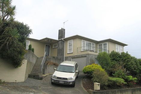 Photo of property in 72 Redwood Avenue, Tawa, Wellington, 5028
